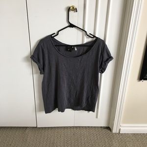 Basic dark grey t shirt